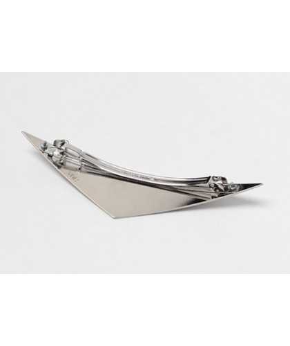 silver metal hair clip
